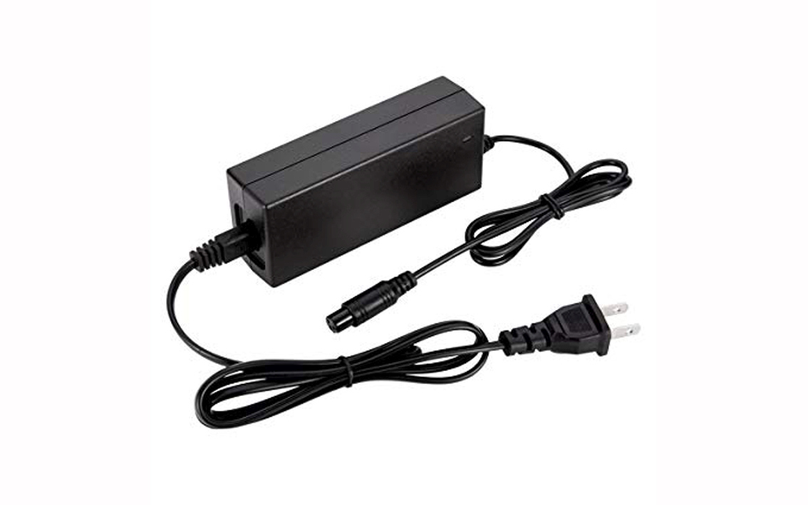 Elektrinio paspirtuko įkroviklis T-1
