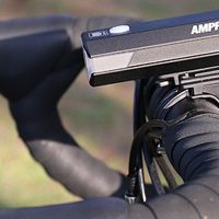 Žibintas priekinis Cat Eye AMPP900 (USB-C)