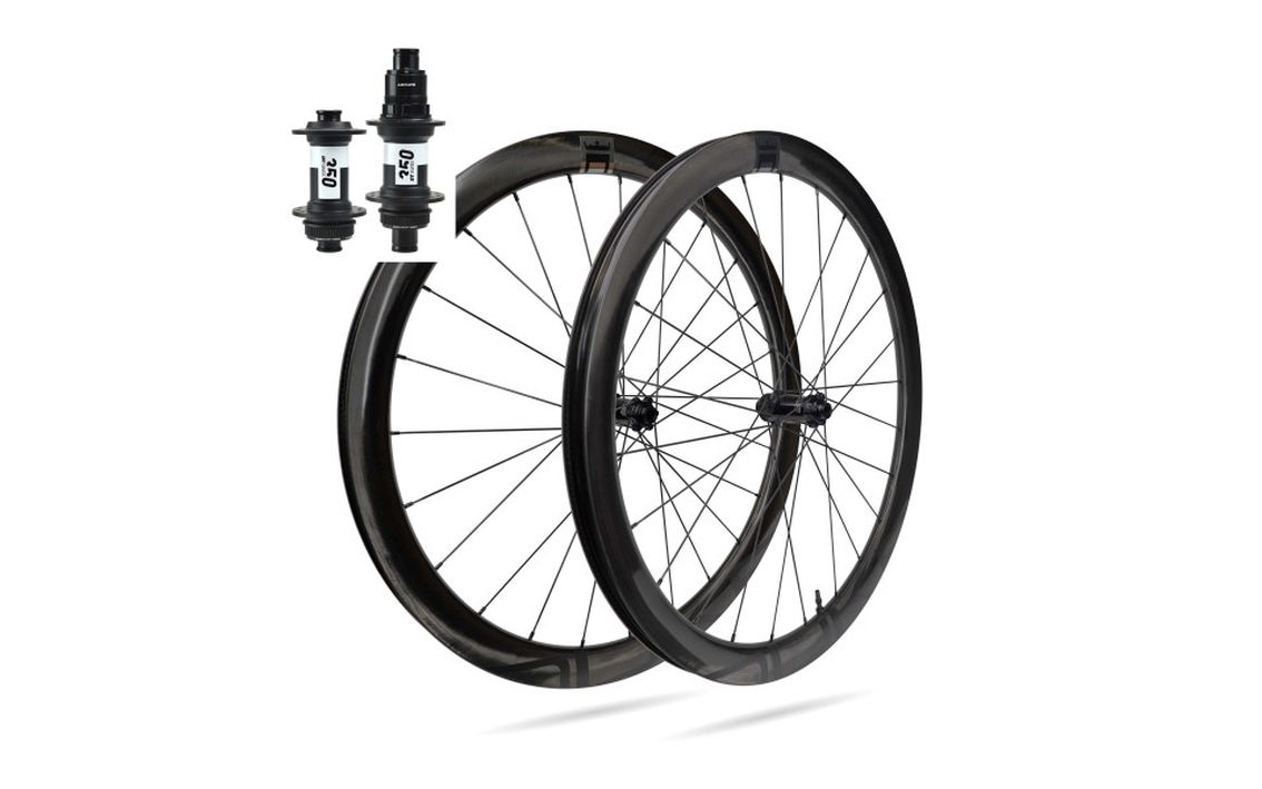 Ratų komplektas 700C Duke Baccara WRX 42 SLR2 / DT 350 CL JB Shimano 11S Brass