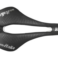 Balnelis Selle Italia MAX SLR Boost TI316 Gel Superflow L 155 x 248 mm 1