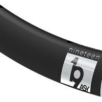 Ratlankis 700C BlackJack Ready 19 ASY Road