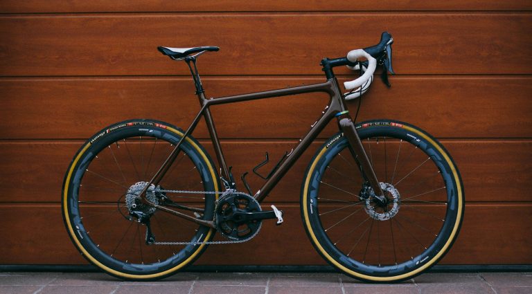 How to rent a bike: price, deposit and size by height