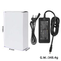 Įkroviklis 41V 1,5A su Xiaomi jungtimi (EU kištukas), originalas